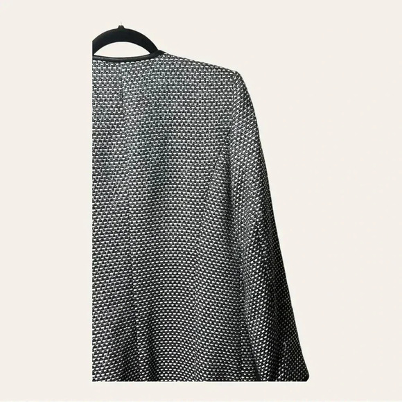 CALVIN KLEIN OPEN FRONT LONG JACKET SIZE 10 BLACK/WHITE/SILVER NWT - Picture 8 of 12